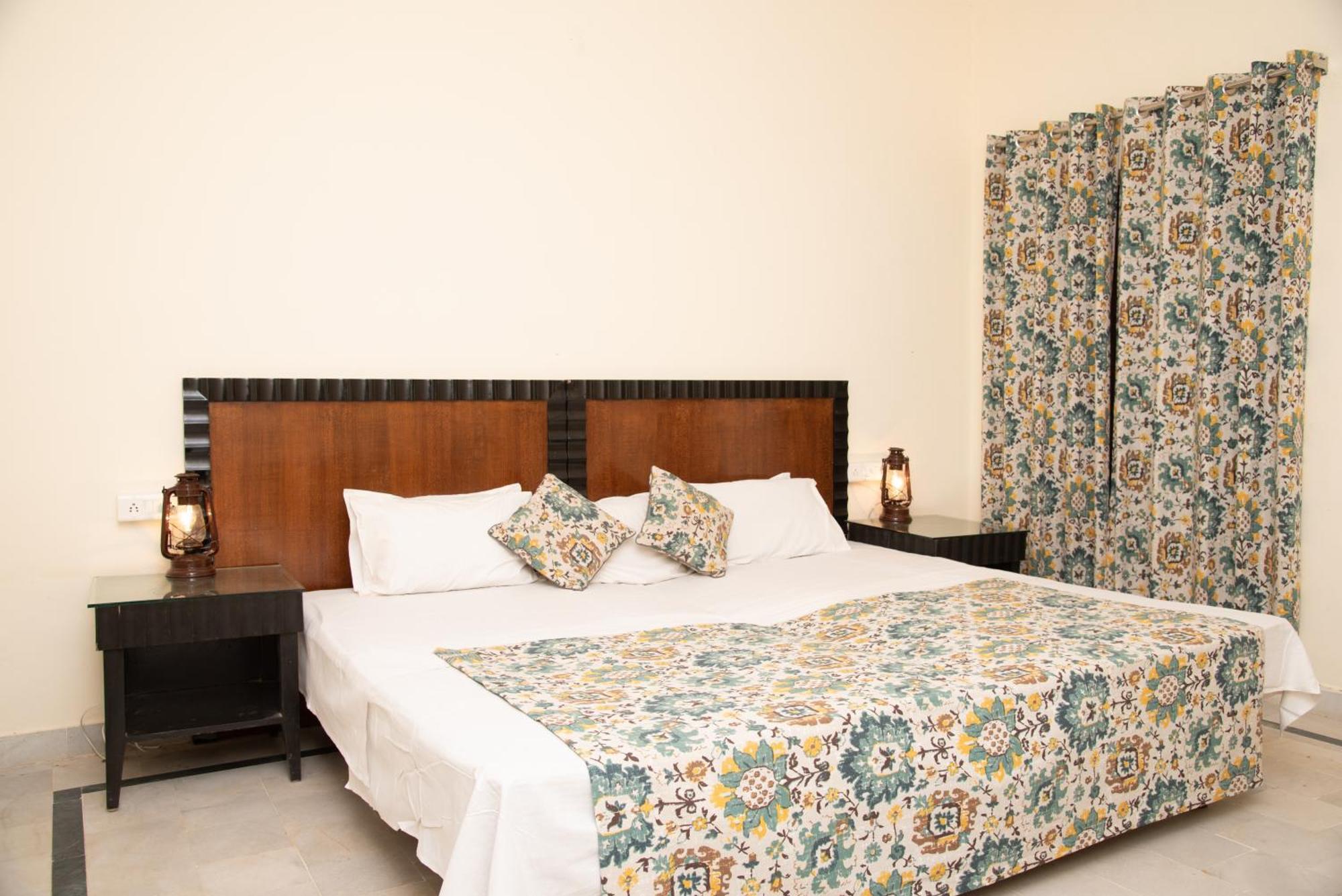 Shivika Lake Hotel Ranakpur Sādri Zewnętrze zdjęcie