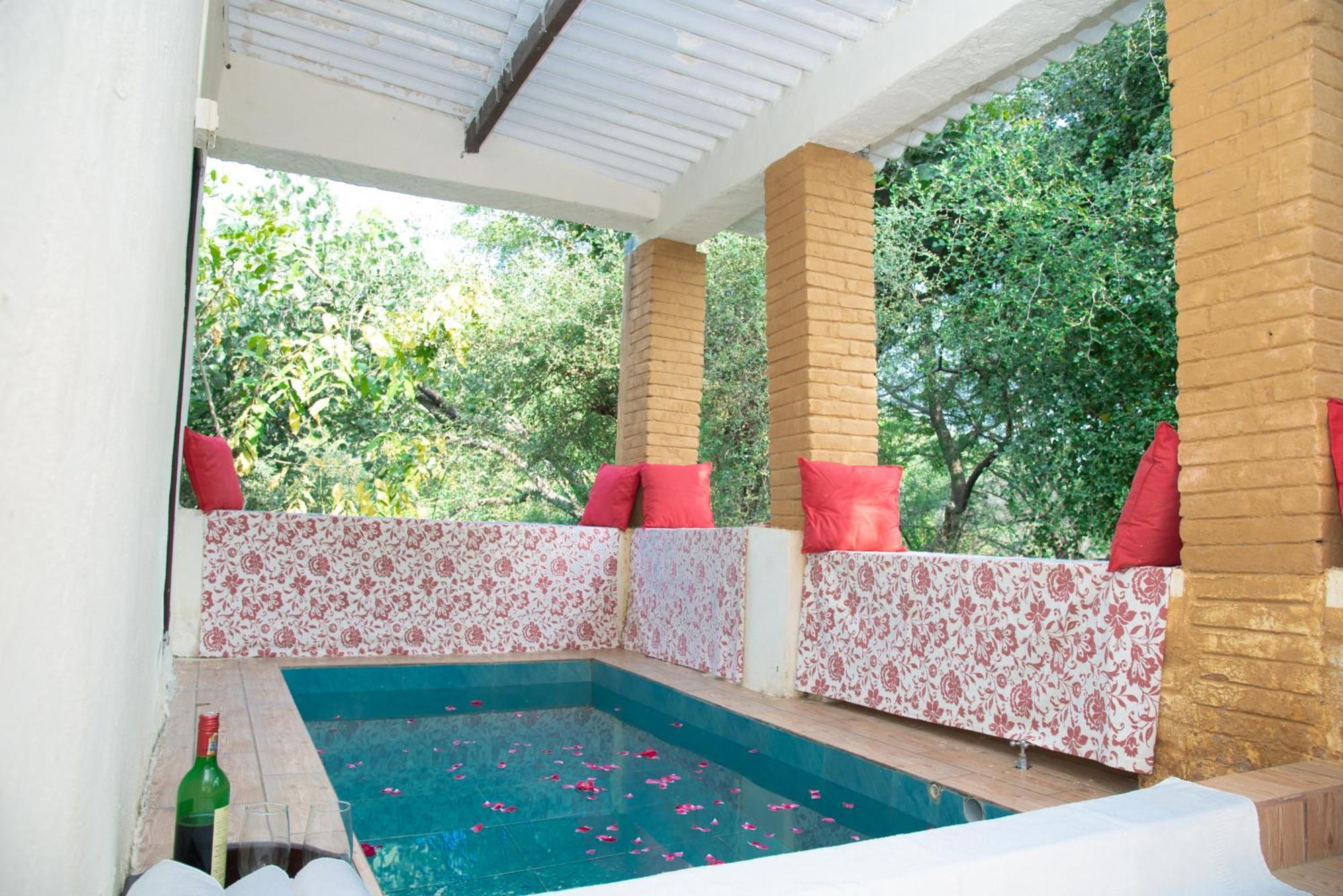 Shivika Lake Hotel Ranakpur Sādri Zewnętrze zdjęcie