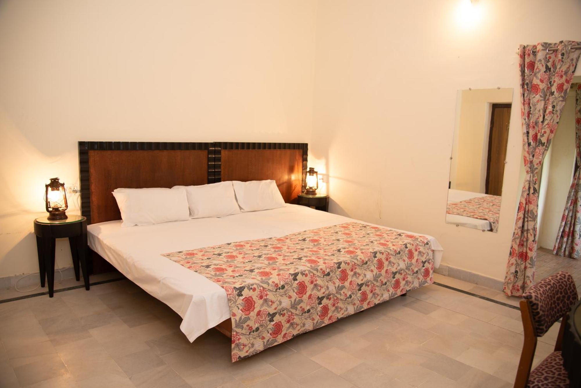 Shivika Lake Hotel Ranakpur Sādri Zewnętrze zdjęcie